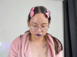 sahantalcerezo from CamSoda is Freechat