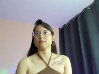 sahantalcerezo webcam model