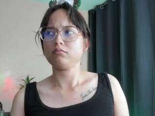 sahantalcerezo webcam model