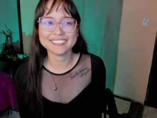 sahantalcerezo Live Webcam on CamSoda