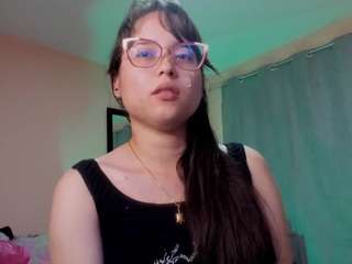 sahantalcerezo webcam model