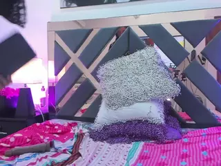 Sarah-Connors's Live Sex Cam Show
