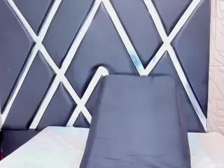 Hellen's Live Sex Cam Show