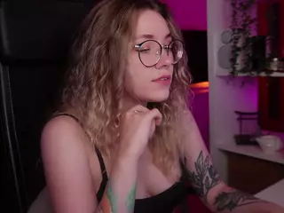 Astropie's Live Sex Cam Show