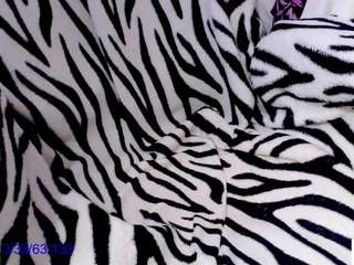 eva-hot-blond's live room