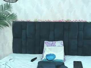 arianadiosa Live Webcam on CamSoda