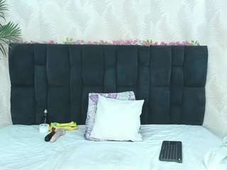 arianadiosa live cam profile