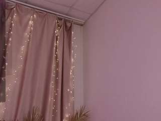 evangel1ne from CamSoda is Freechat