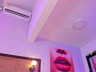 emmabakerr1 webcam