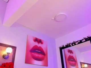 emmabakerr1 Live Webcam on CamSoda
