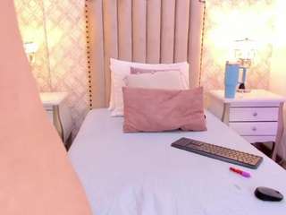 pia-johnson webcam model