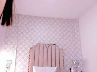  pia-johnson chat room