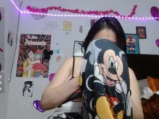 saray-extrovert Live Webcam on CamSoda