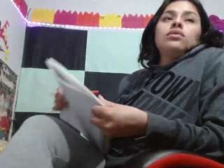 saray-extrovert webcam