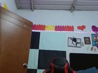 saray-extrovert webcam