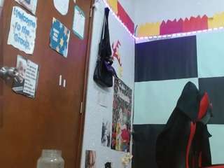 saray-extrovert Profile Image