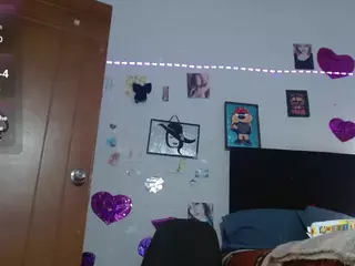saray-extrovert's Live Sex Cam Show