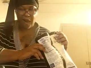 le modèle virgovixengal est en webcam porno dans un show sur le site camsoda, il possède les tags suivants: amateur,blowjob,deepthroat,dildo or vibrator,doggy style,erotic-dance,feet,handjob,smoking,yoga,mobile