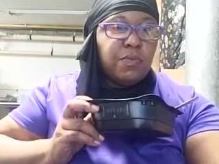 VIRGOADORED live cam preview