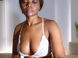 Hot Naked Ebony Women camsoda ebonydreamiin
