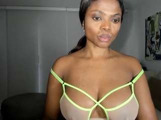 ebonydreamiin webcam