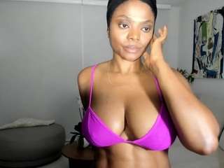 ebonydreamiin webcam