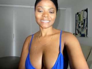 ebonydreamiin