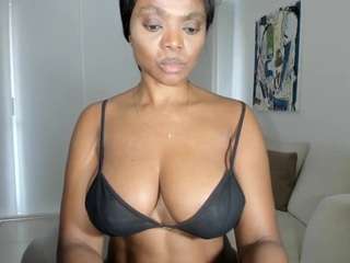 ebonydreamiin