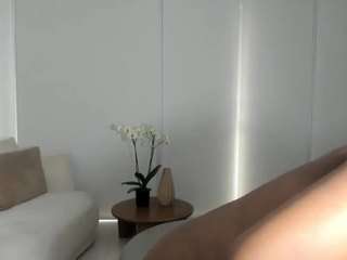 ebonydreamiin's live room