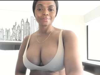 ebonydreamiin