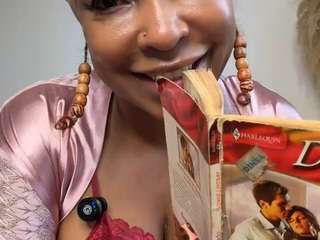 niaharris Live Webcam on CamSoda