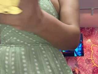 niaharris Live Webcam on CamSoda