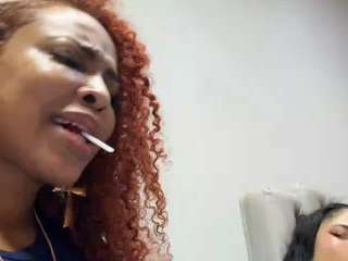 Live webcam model niaharris on Soda Cams