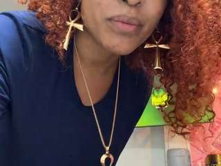 Live webcam model niaharris on Soda Cams