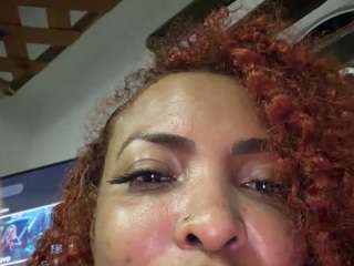 Live webcam model niaharris on Soda Cams