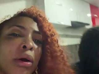 Live webcam model niaharris on Soda Cams