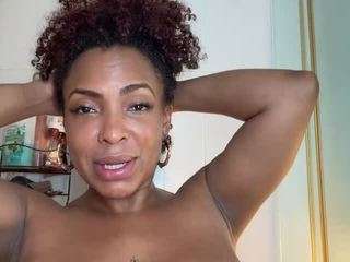 niaharris Live Webcam on CamSoda