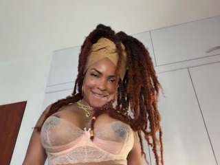 Nia Harriss