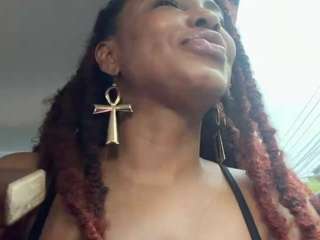 Nia Harriss