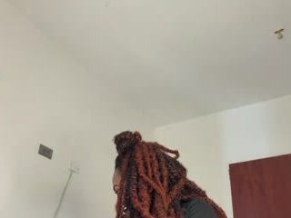 Nia Harriss live cam
