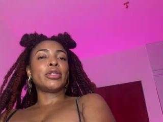 Nia Harriss live thumbnail