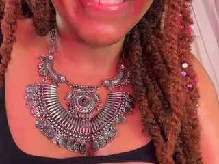 Nia Harriss