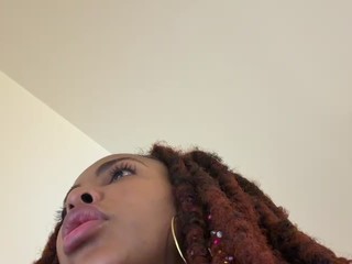 Nia Harriss
