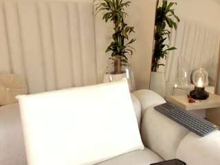 im-bri Live Webcam on CamSoda