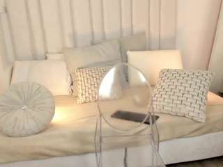im-bri Live Webcam on CamSoda