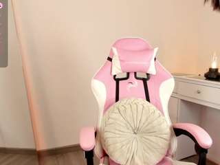 im-bri Live Webcam on CamSoda