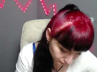 ninaflawlees live cam profile