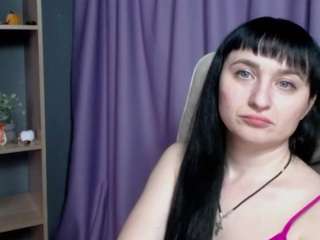 NinaFlawlees live cam preview