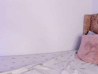 Live webcam model auroradurand on Soda Cams