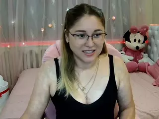 DoraSun's Live Sex Cam Show